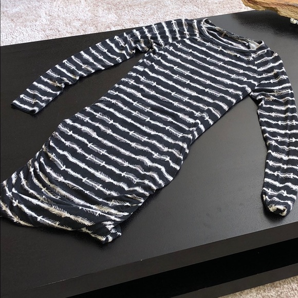 TART gently worn, black/off white dress size XS - Picture 2 of 3